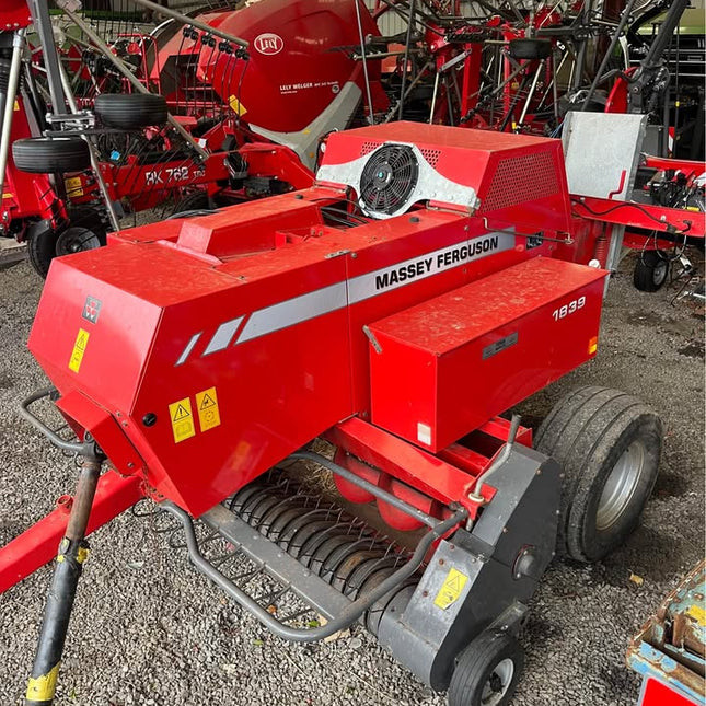 Massey Ferguson 1839 Square Baler – Fully Checked & Field-Ready!