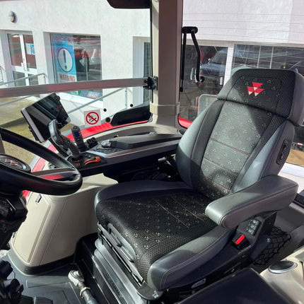 Massey Ferguson 8S.245 – 2023 | 245HP (Boosts to 265HP) | Dyna-VT Vario | 55Kph | 1,750 Hours | £119,000
