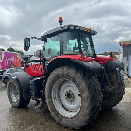 2019 Massey Ferguson 7720 – 200HP, Dyna-6, Front PTO, 9,842 Hours