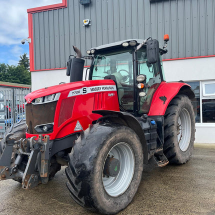 2019 Massey Ferguson 7720 – 200HP, Dyna-6, Front PTO, 9,842 Hours