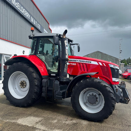 2018 Massey Ferguson 7720 – 200HP, Dyna-6, Front PTO, 8,068 Hours