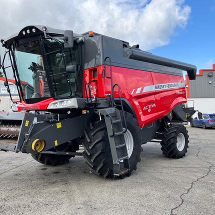 2018 Massey Ferguson 7345 Activa Combine – 18ft Header, 850 Thresher Hours