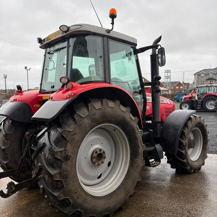 2009 Massey Ferguson 6475 – 135HP, Dyna-6, Front Linkage, 8,036 Hours