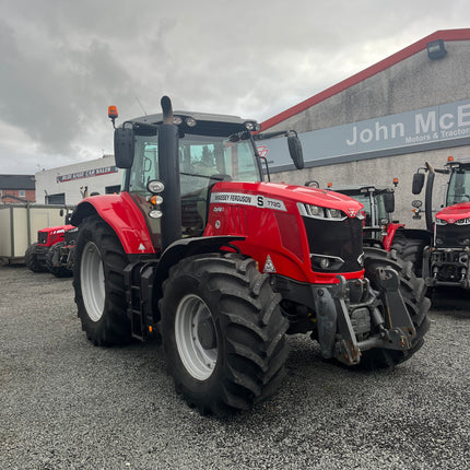 2019 Massey Ferguson 7720S Efficient – 200HP, Dyna-6, 3,700 Hours, £76,000
