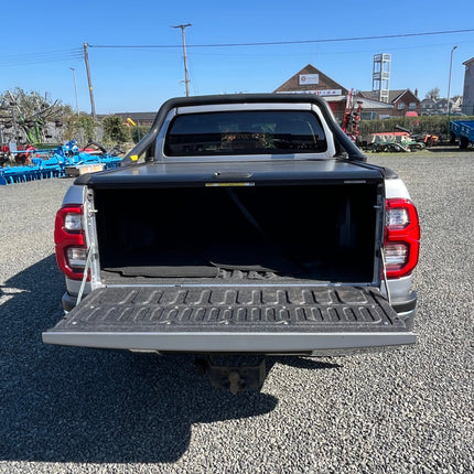 🚙 2022 Toyota Hilux Invincible 2.8L – Low Mileage, One Owner