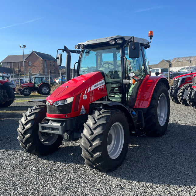 Massey Ferguson 5712SL Dyna-4 Tractor – 2017 – 6,662 Hours – Air Con – 3 Manual Spools