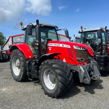 2018 Massey Ferguson 7722 Dyna-VT – Exclusive Spec – Front Linkage & PTO – 7,700 Hours