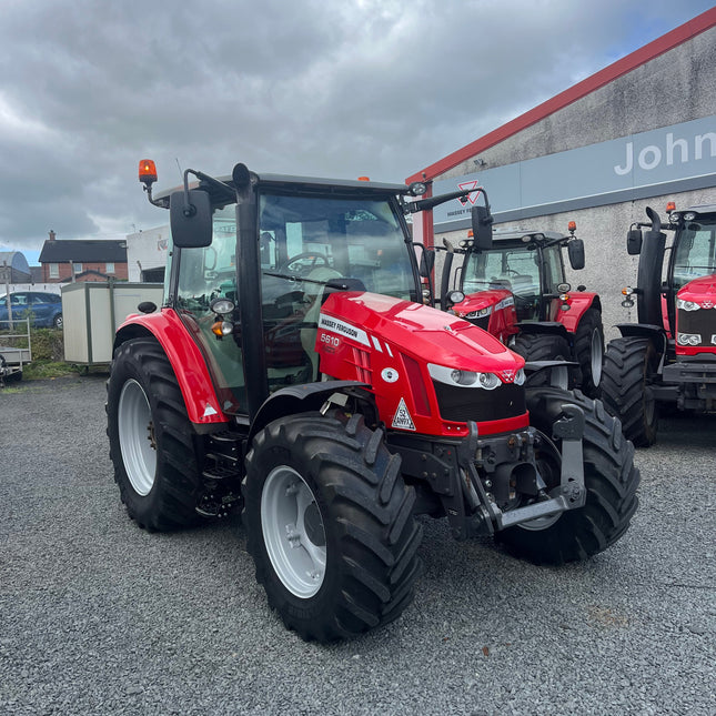 Massey Ferguson 5610 – 100HP Tractor | Dyna-4 | Front PTO & Linkage | 2017