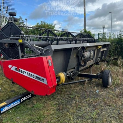 2018 Massey Ferguson 7345S ACTIVA Combine Harvester - 5.49m Cut, 850 Thresher Hours