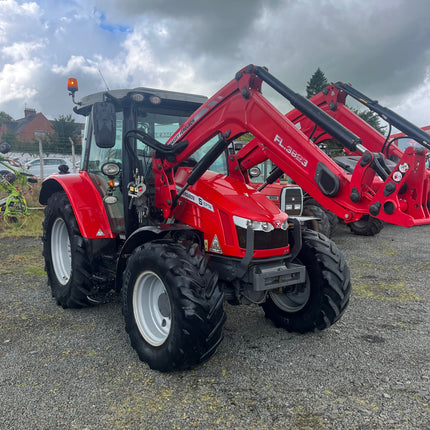 Massey Ferguson 5712SL with MF 3823 Loader – 2020 – 3360 Hours – Full Spec & Dealer Maintained