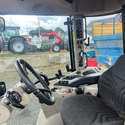 Massey Ferguson 5712SL with MF 3823 Loader – 2020 – 3360 Hours – Full Spec & Dealer Maintained