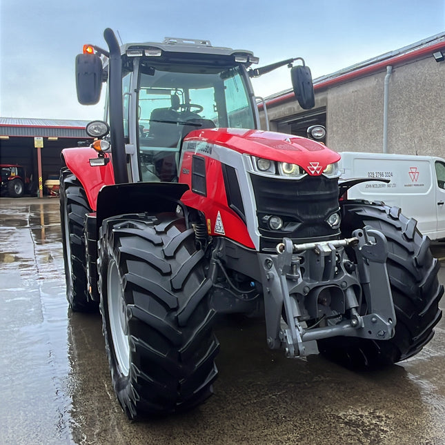 2023 Massey Ferguson 7S.210 Exclusive