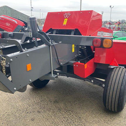 MF 1840 inline small square baler