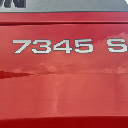 Massey Ferguson Combine – 1250 Engine Hours, Field-Ready, Excellent Condition