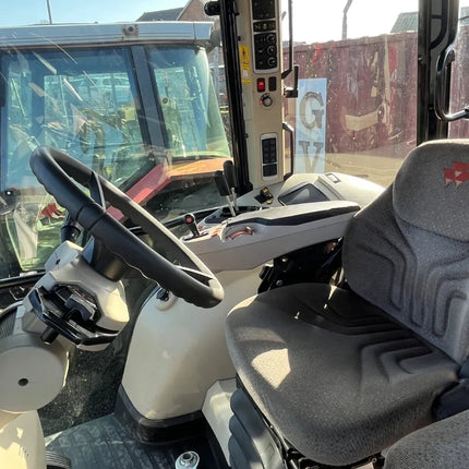 2017 Massey Ferguson 5712SL