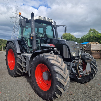 2010 Fendt 718 Vario Tractor | 50K, Air Brakes, 12,500 Hrs