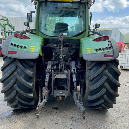 2017 Fendt Profi 720 Tractor | 8800 Hrs, Front PTO, Air Cab