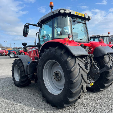 2019 Massey Ferguson 6718 S – 50KPH, Panoramic Cab, 5,700 Hours, £58,000